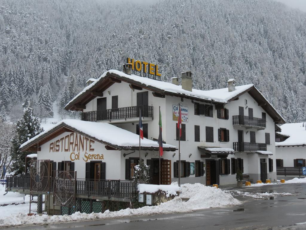 Hotel Col Serena Etroubles Bagian luar foto