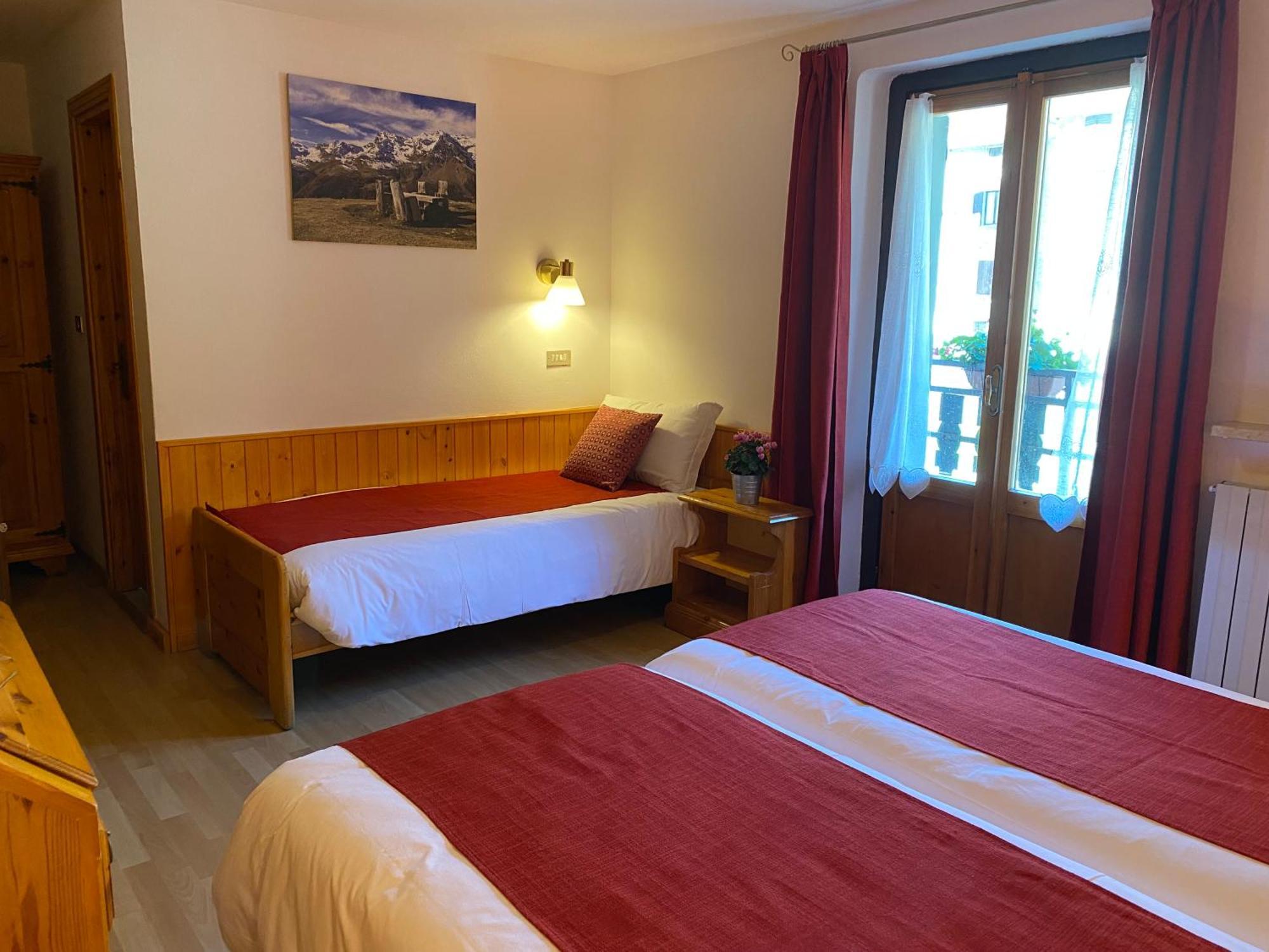Hotel Col Serena Etroubles Bagian luar foto