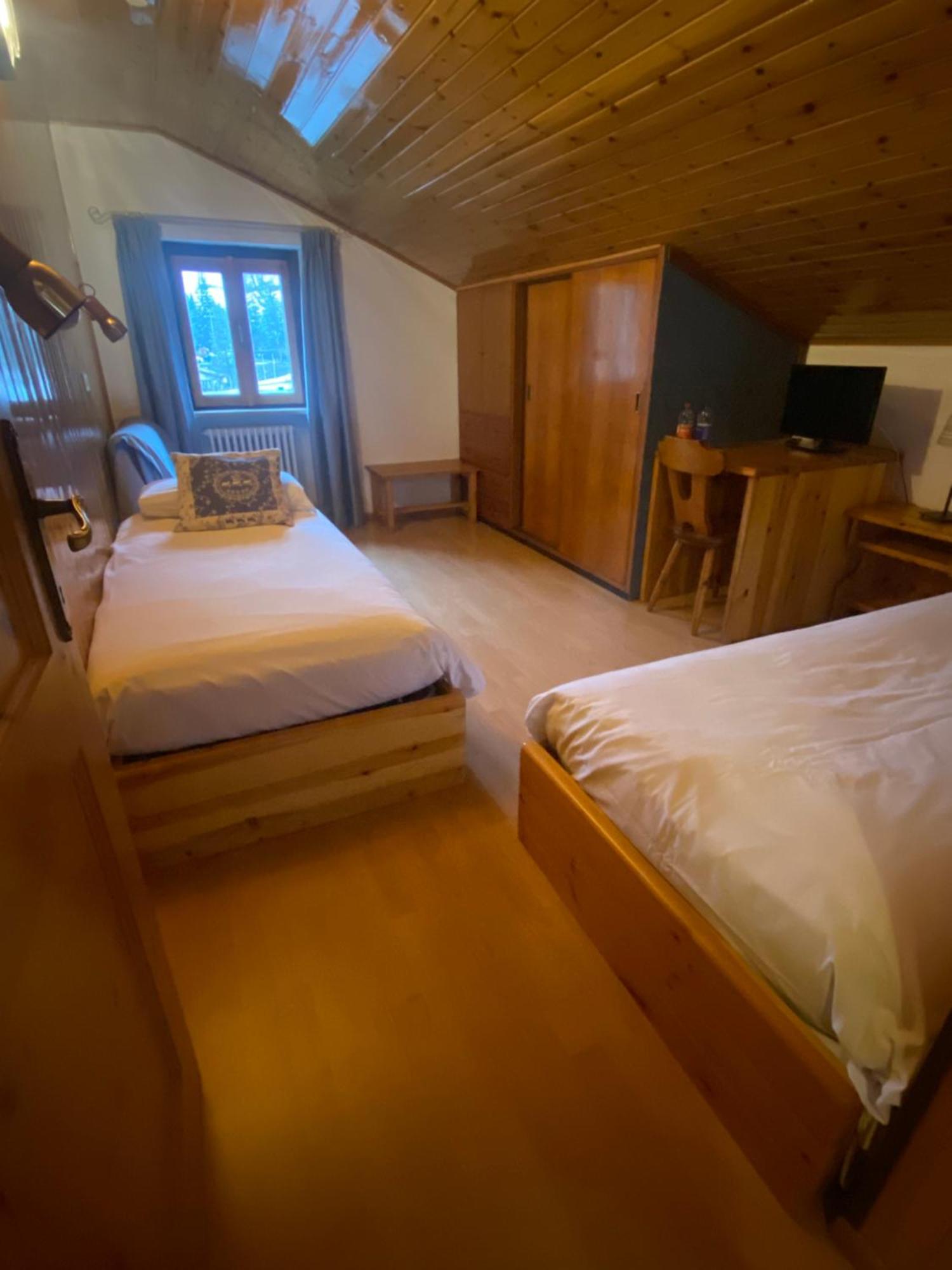 Hotel Col Serena Etroubles Bagian luar foto